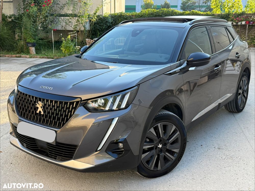 Peugeot 2008 PureTech 155 EAT8 GT - 1