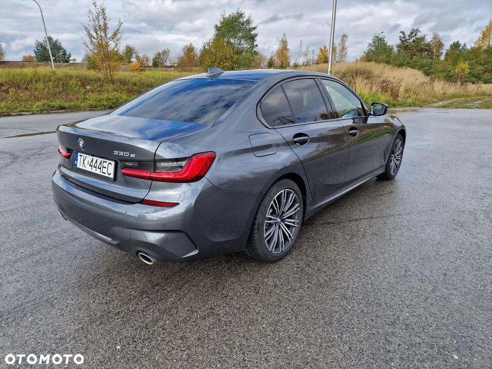 BMW Seria 3 330e M Sport sport - 7