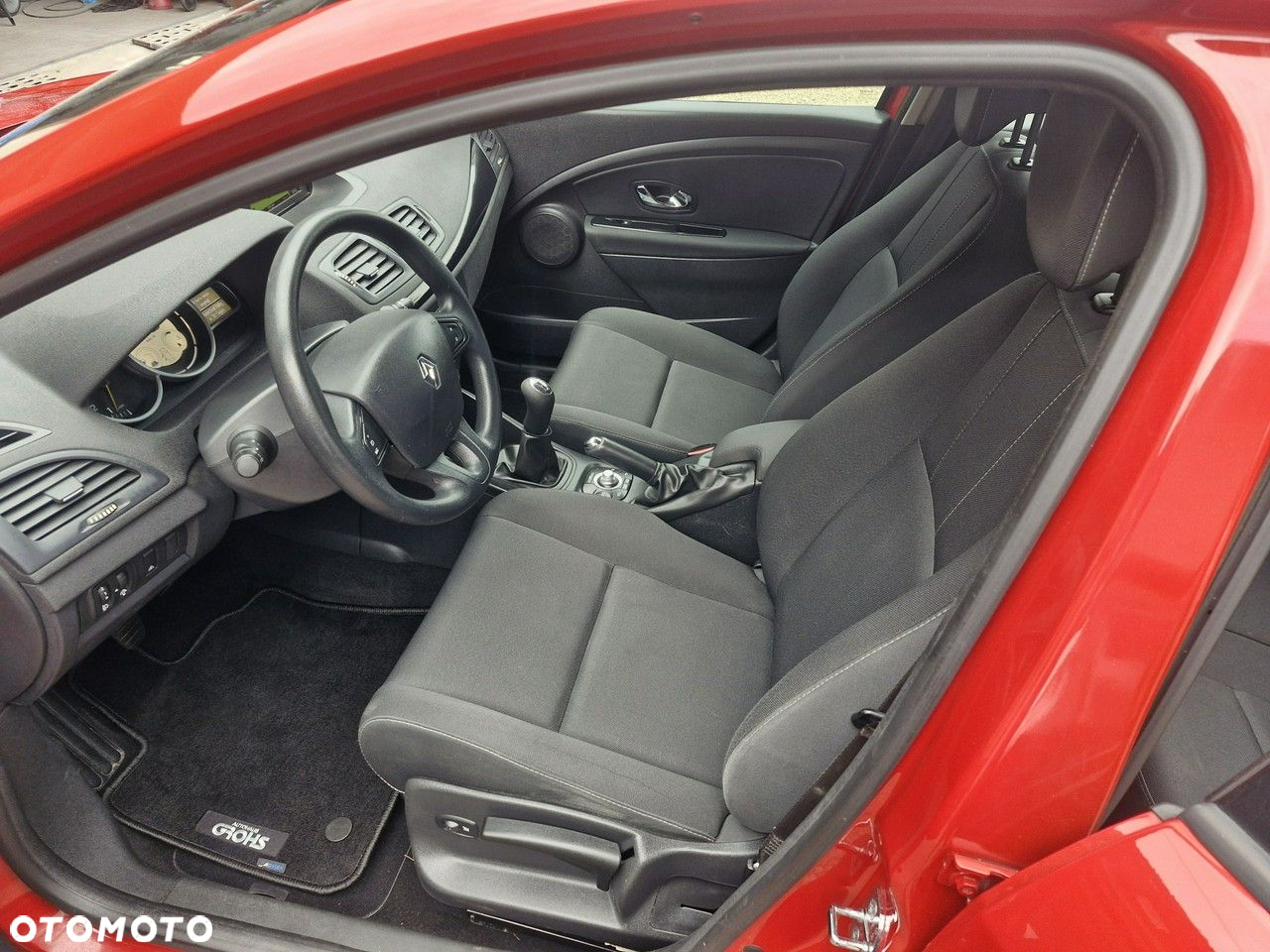 Renault Megane - 5