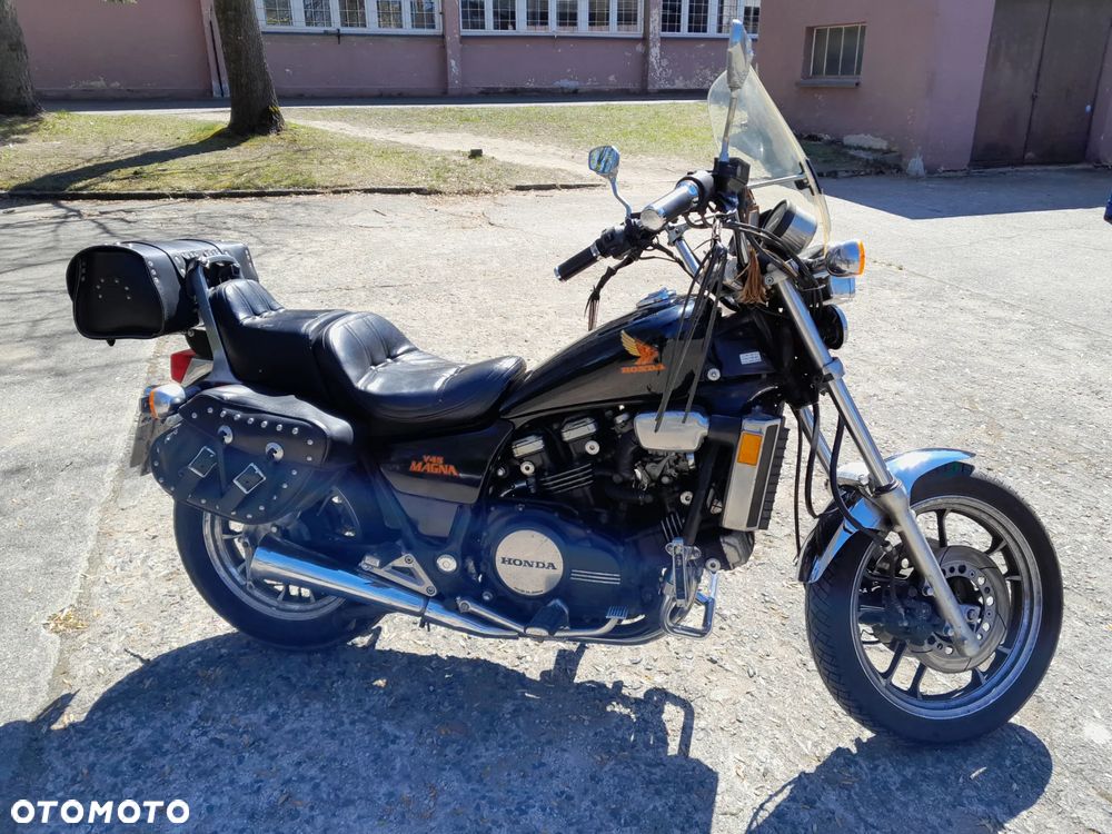 Honda VF - 3