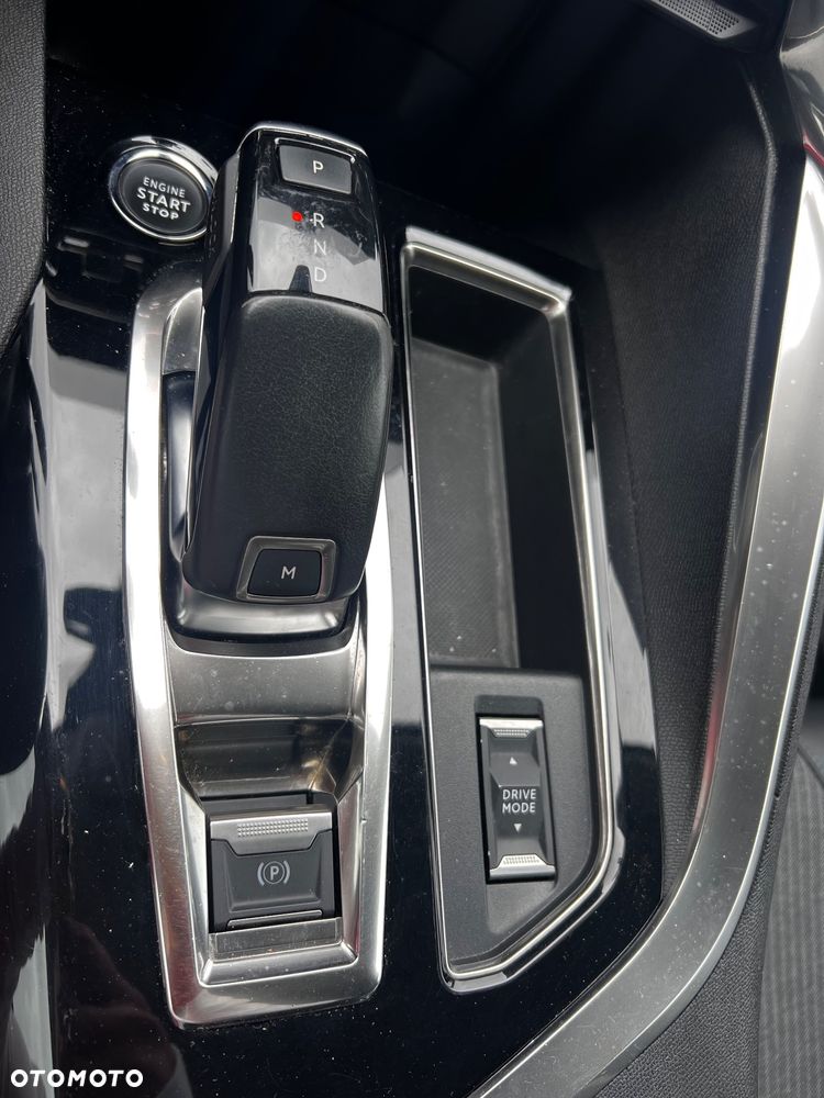 Peugeot 5008 BlueHDi 180 EAT8 Allure - 12