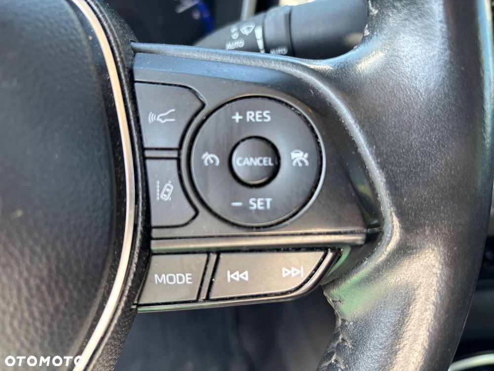 Toyota Corolla 1.8 Hybrid Comfort - 28