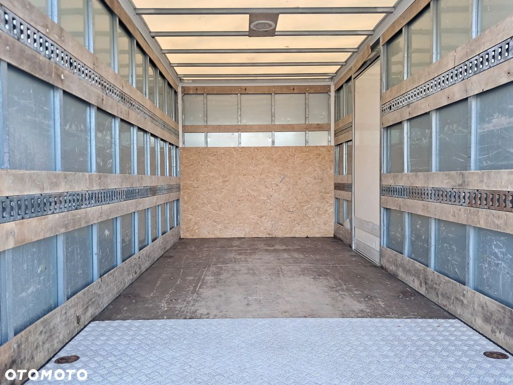 Iveco 50C15 KONTENER + WINDA 8-palet Salon Polska - 21