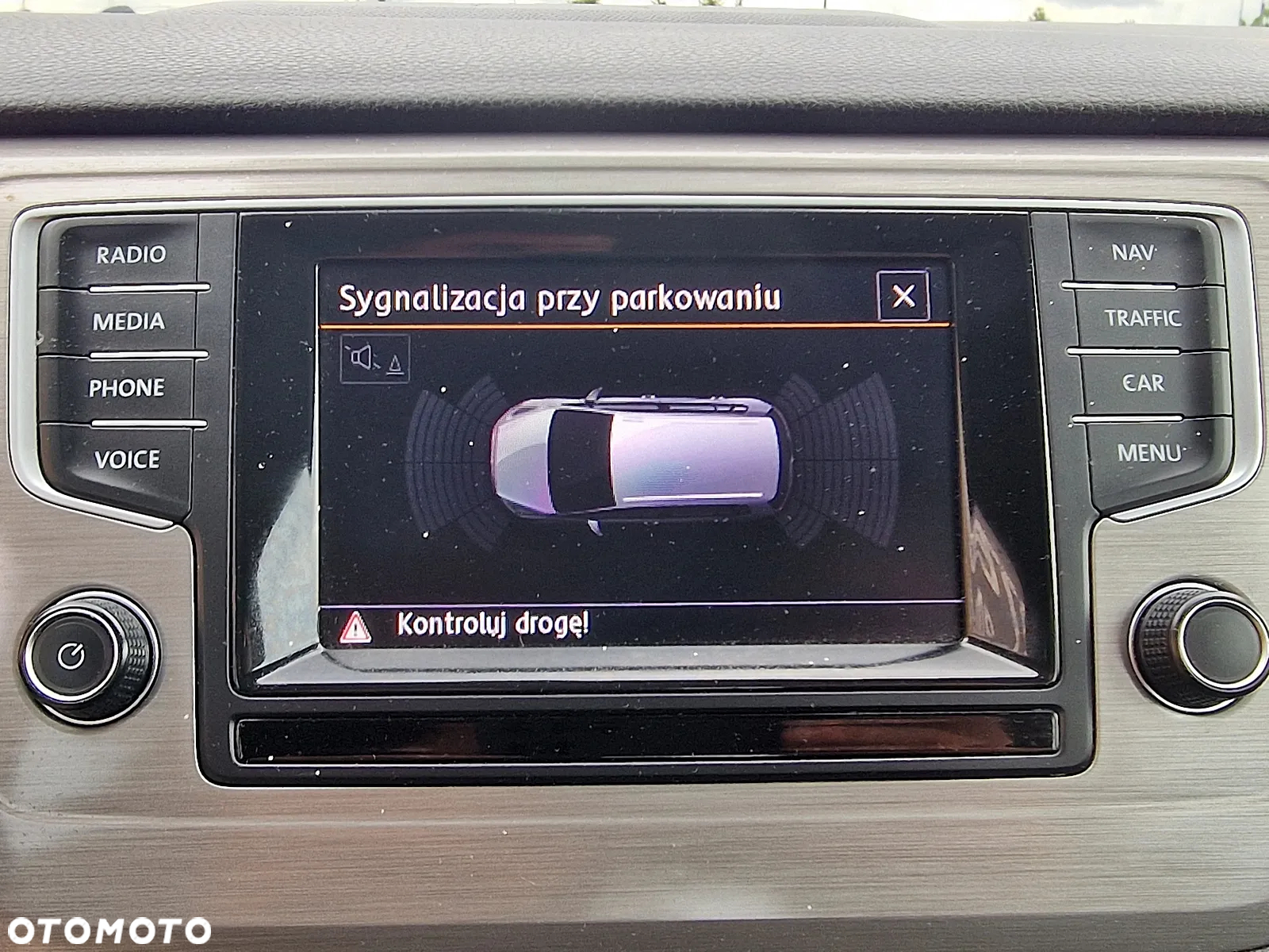 Volkswagen Golf Sportsvan VII SV 2.0 TDI BMT Highline - 17