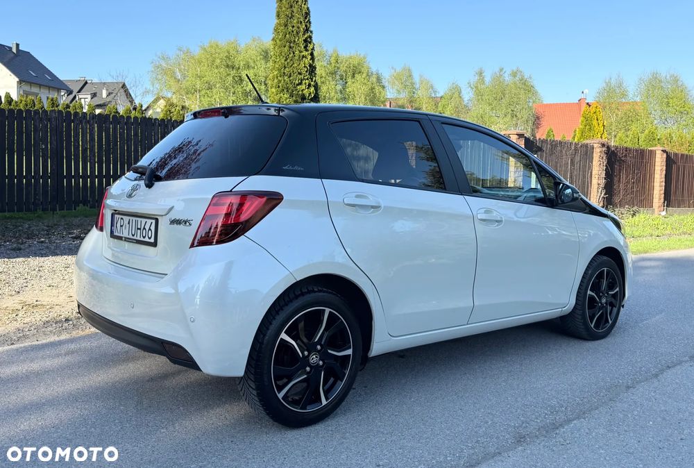 Toyota Yaris 1.33 Selection Vibe - 11