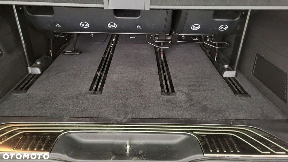 Mercedes-Benz Klasa V - 22