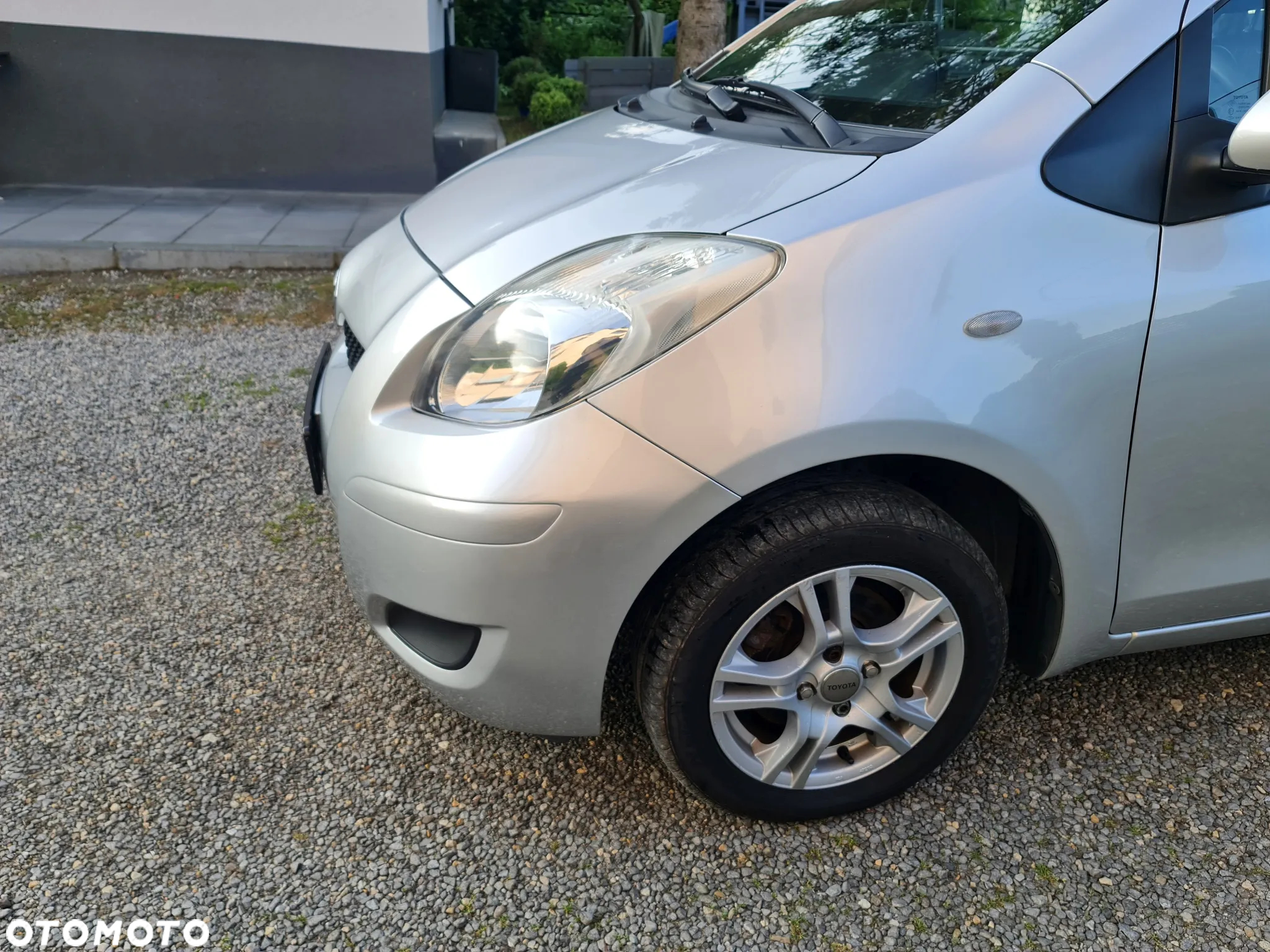 Toyota Yaris - 22