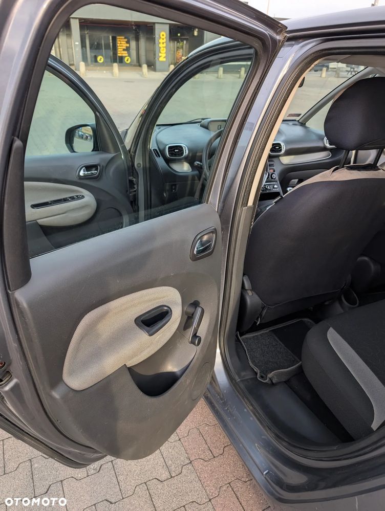 Citroën C3 Picasso 1.6i Exclusive - 13