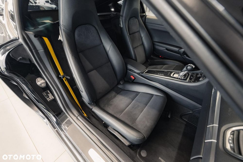 Porsche 718 Cayman PDK - 16