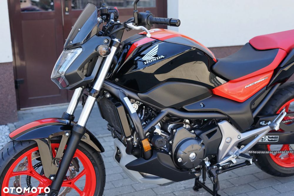 Honda NC - 30