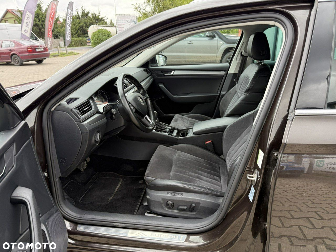 Skoda Superb Combi 1.4 TSI ACT DSG Style - 18