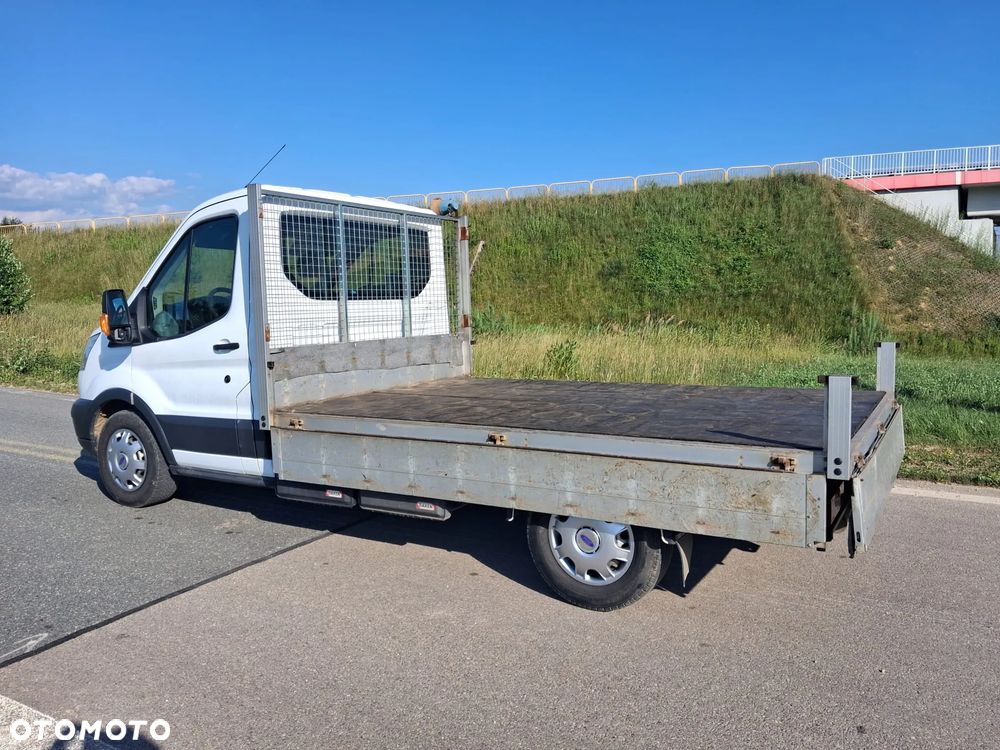 Ford Transit - 11
