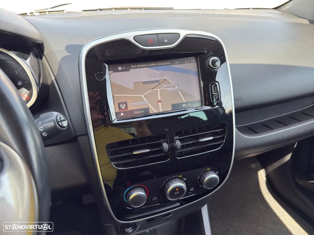 Renault Clio 0.9 TCe Limited - 11