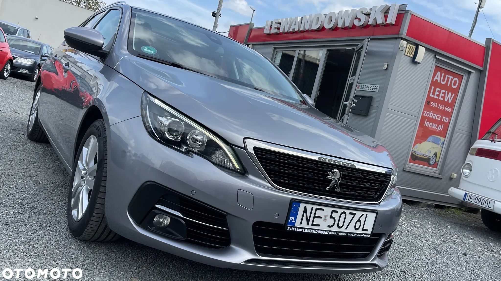 Peugeot 308 - 1