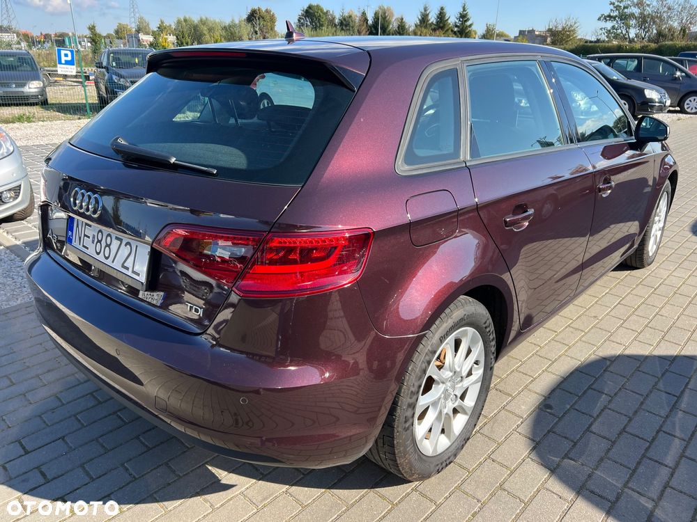 Audi A3 Sportback 2.0 TDI (clean diesel) Attraction - 4