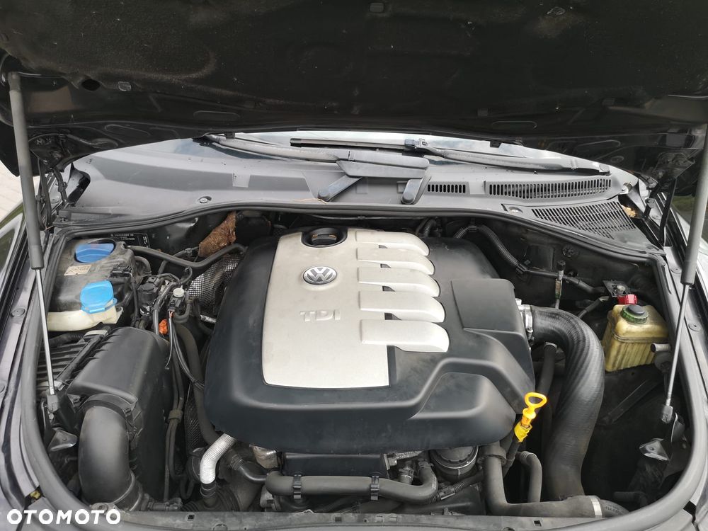 Volkswagen Touareg 2.5 R5 TDI DPF Perfect Tiptr - 25