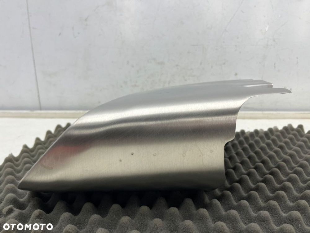 Wydech Macan I 95b LIFT 21r.- NOWA prawa tylna końcówka tłumika nasadka oryginalna prawy tył - 3