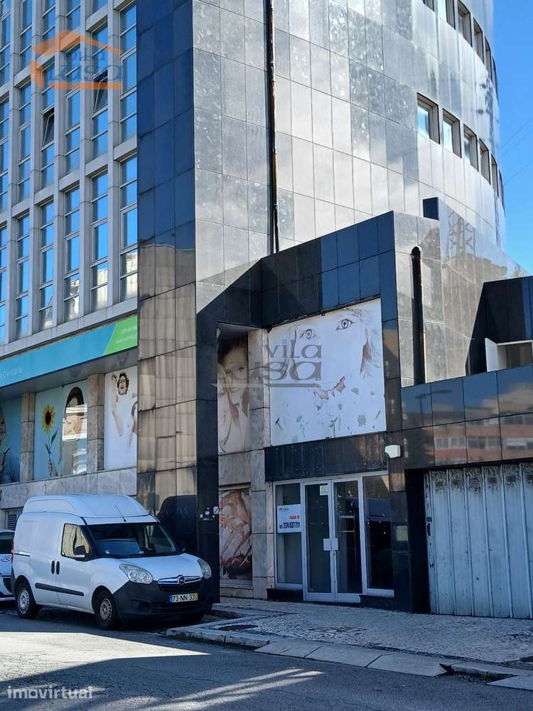 2 LOJAS (espaços unidos) no centro de Gondomar - Grande imagem: 3/9