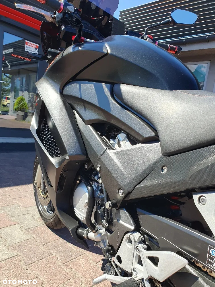 Honda VFR - 7