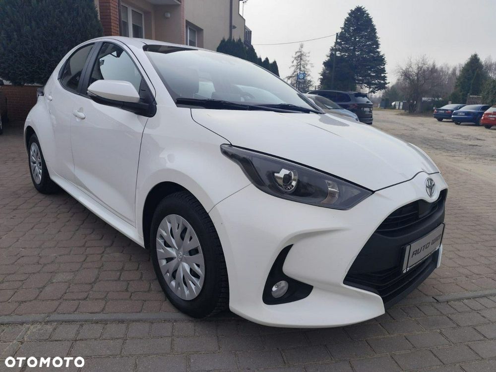 Toyota Yaris - 4