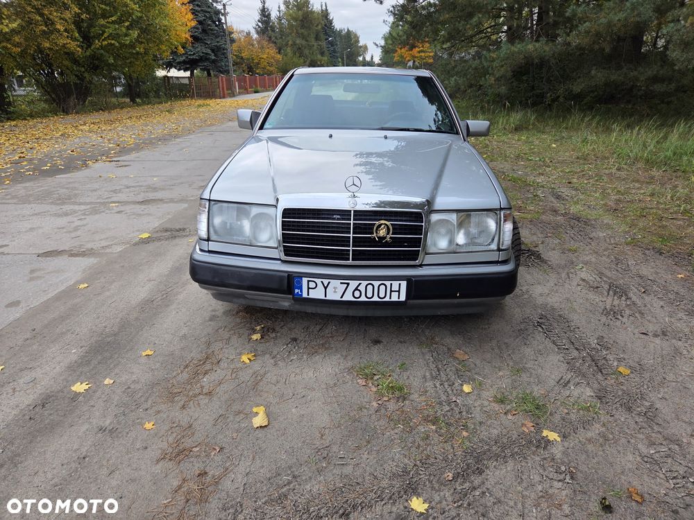 Mercedes-Benz W124 (1984-1993) - 13