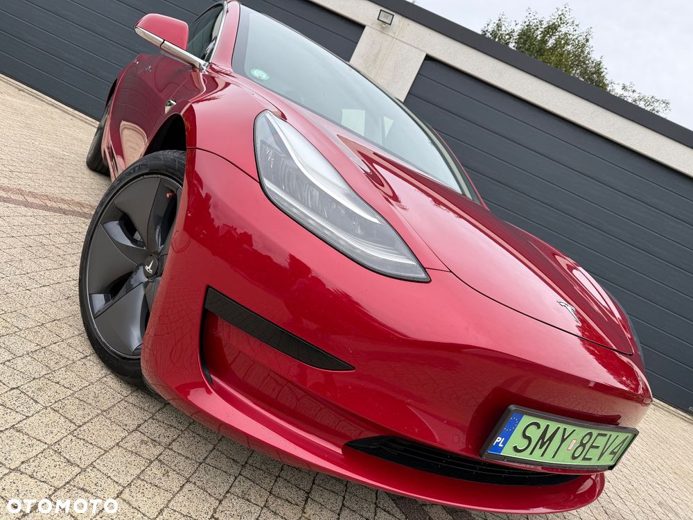 Tesla Model 3 - 11