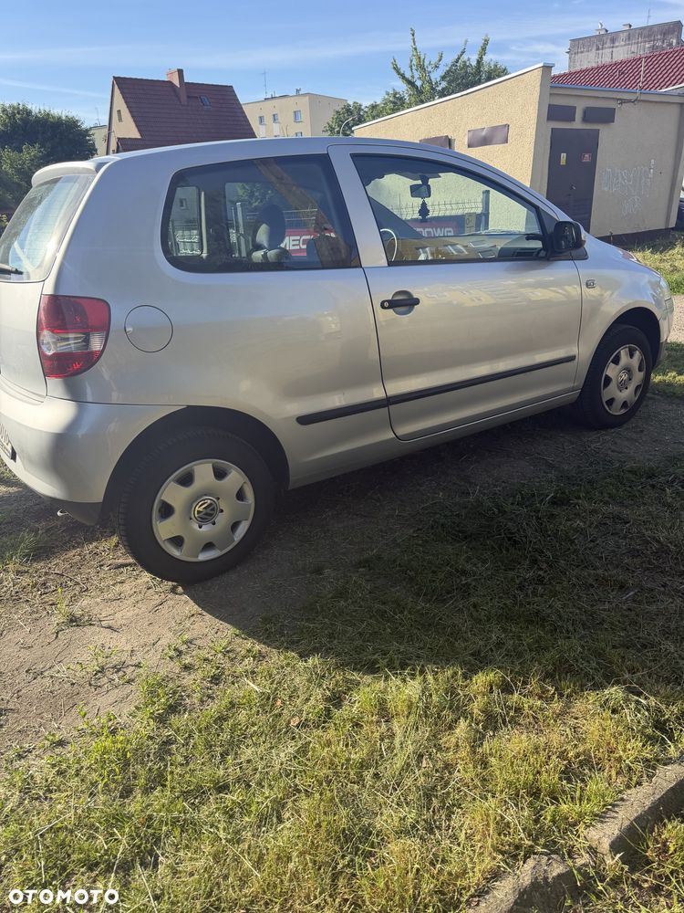 Volkswagen Fox - 2