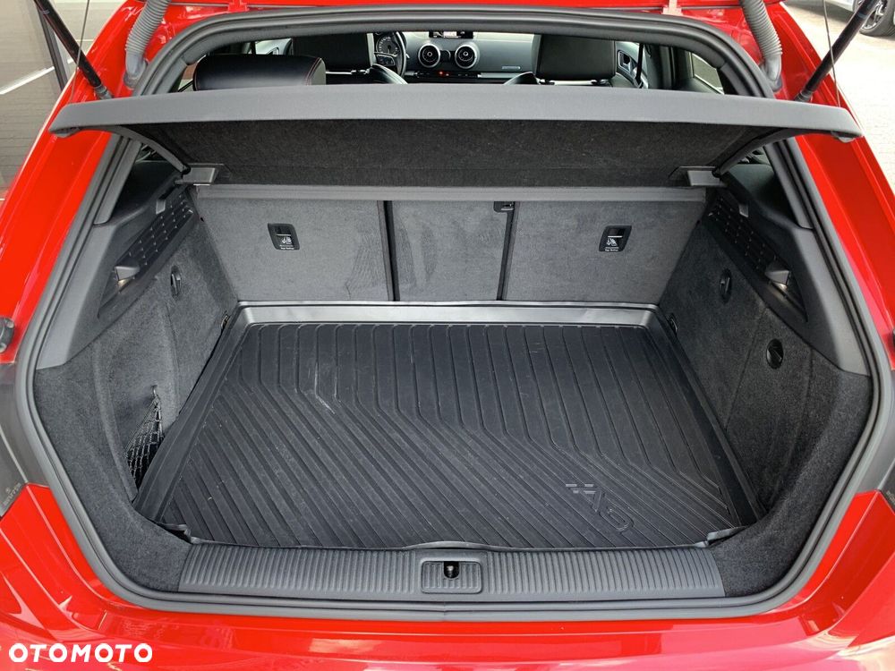 Audi S3 Sportback - 24
