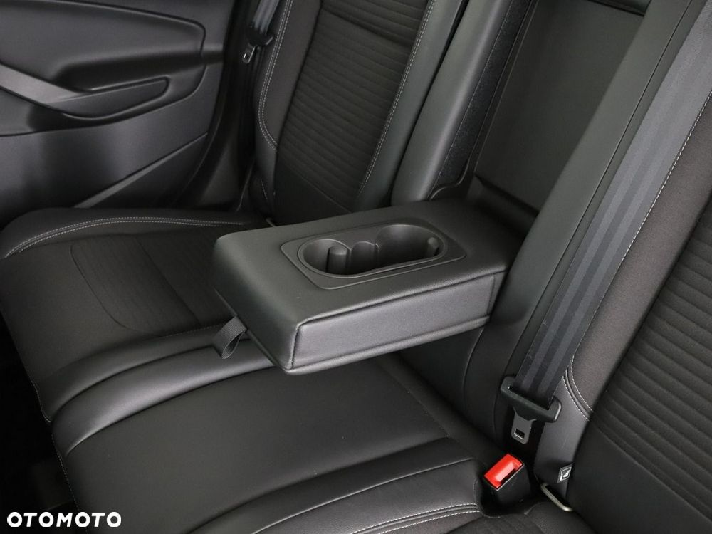 Ford Kuga 1.5 EcoBoost 2x4 Titanium - 33