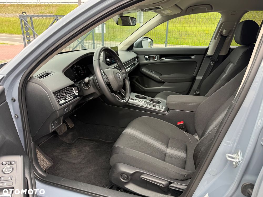 Honda Civic 2.0 i-MMD Elegance CVT - 24