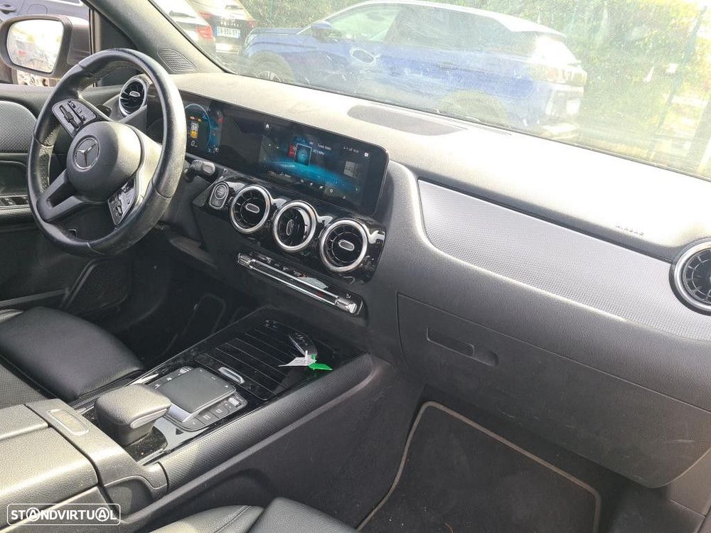 Mercedes-Benz B 180 - 6