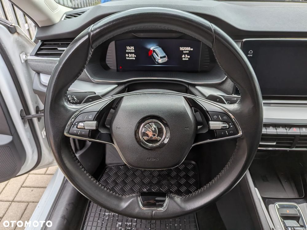 Skoda Octavia 2.0 TDI DSG First Edition - 18