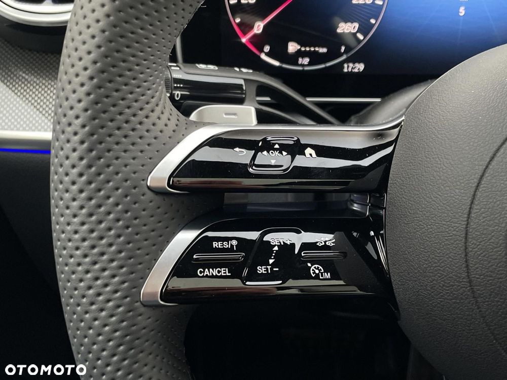 Mercedes-Benz GLC - 19