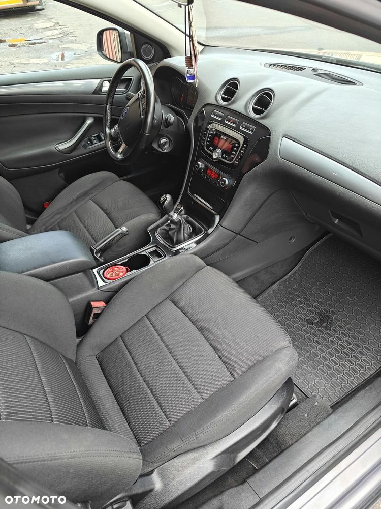 Ford Mondeo 2.0 TDCi Ambiente - 7