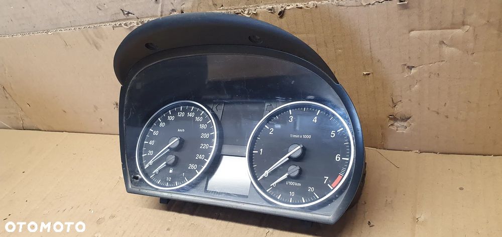 Licznik zegary BMW 3 E90 2.0 B 9242338 - 3