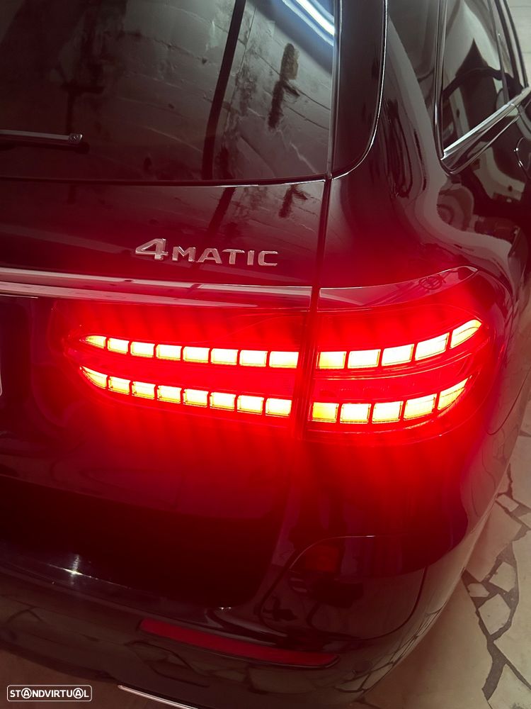 Mercedes-Benz E 300 de 4Matic 9G-TRONIC AMG Line - 14