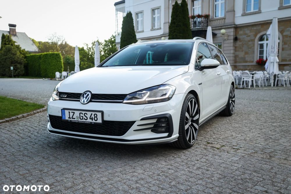 Volkswagen Golf GTD 2.0 TDI SCR DSG - 9
