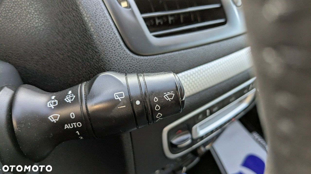 Renault Megane - 24
