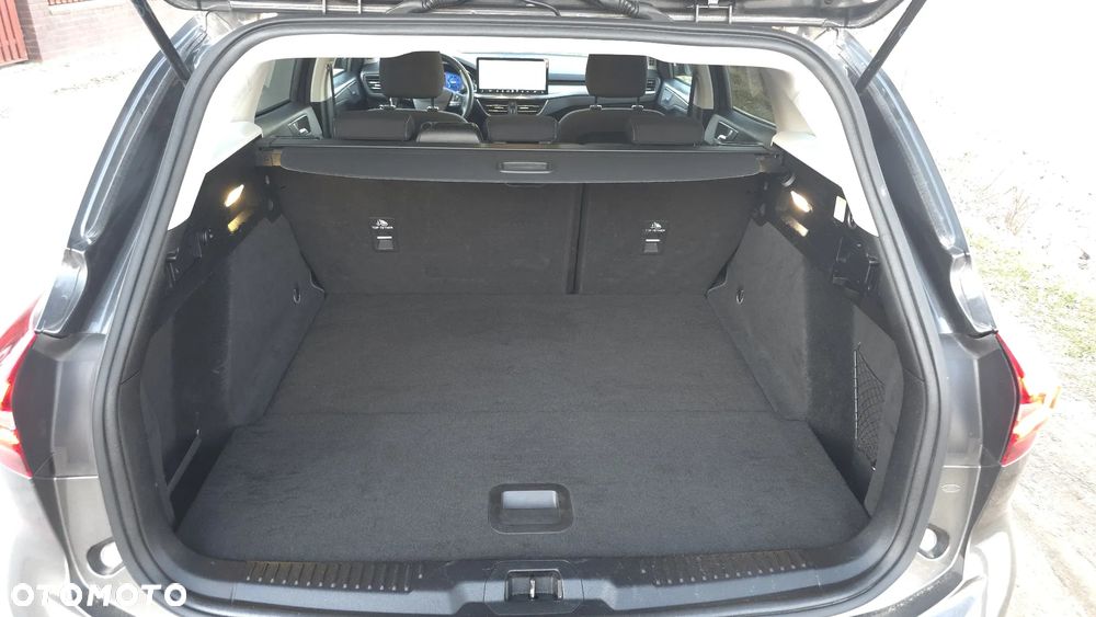 Ford Focus 1.5 EcoBlue STart-Stopp-System TITANIUM X - 12