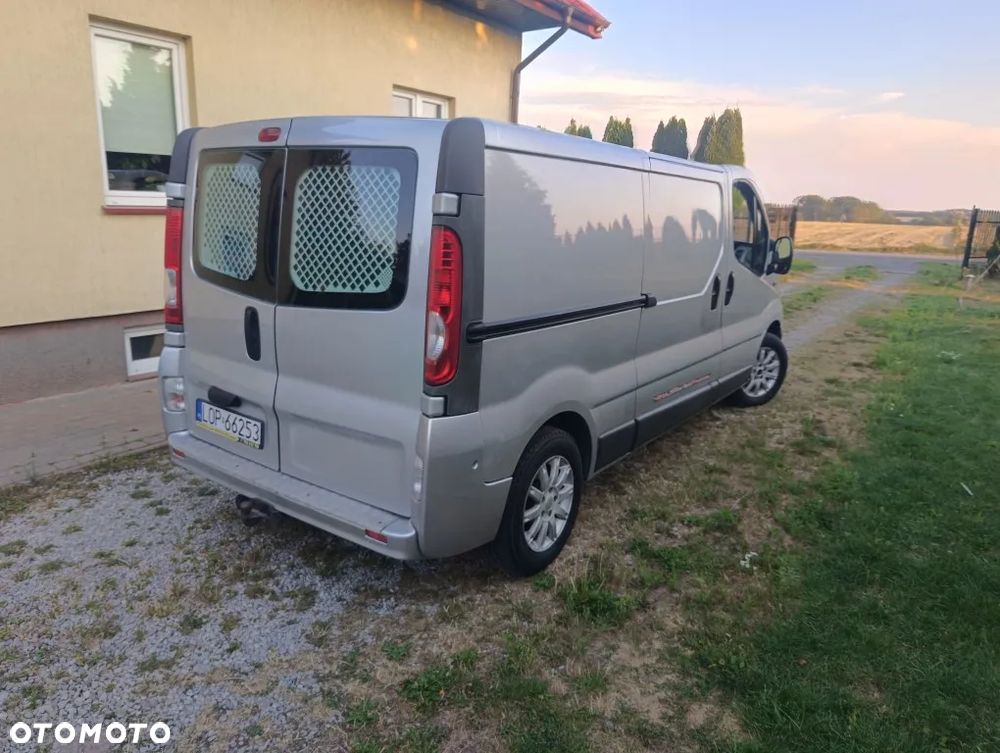 Opel Vivaro - 27