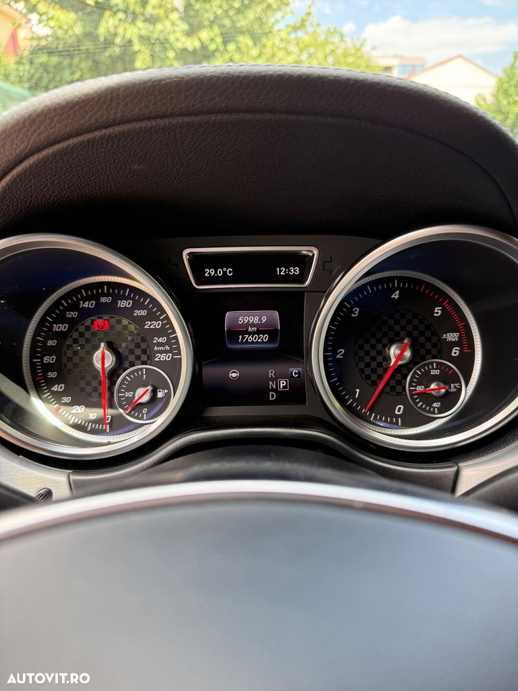 Mercedes-Benz GLE 350 d 4MATIC - 11
