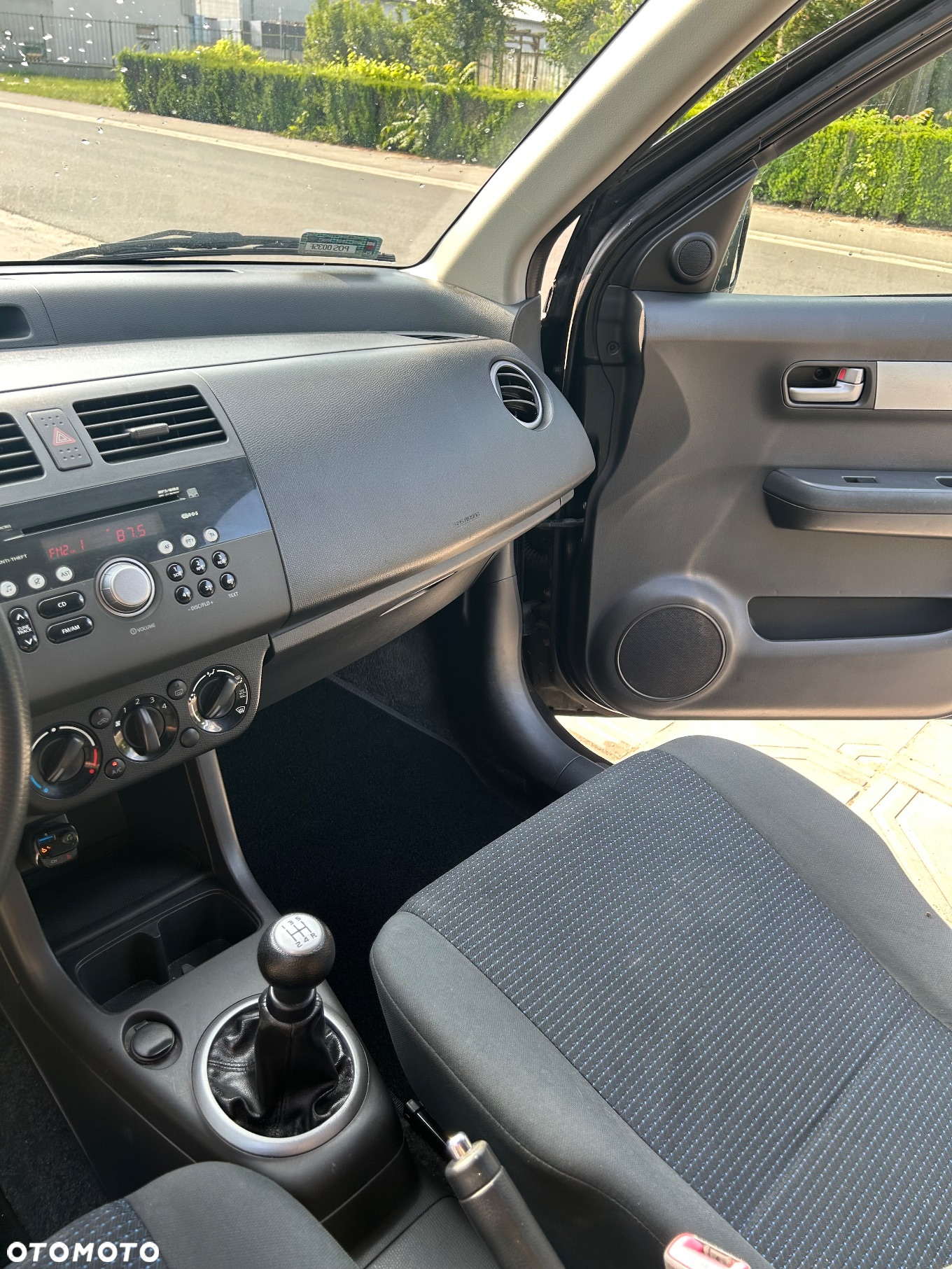 Suzuki Swift 1.3 DDiS GLX / Comfort - 12