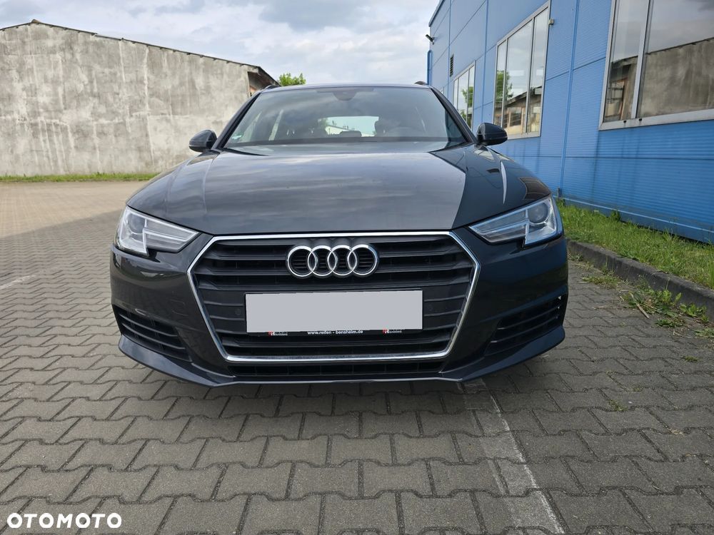 Audi A4 Avant 2.0 TDI ultra S tronic sport - 8