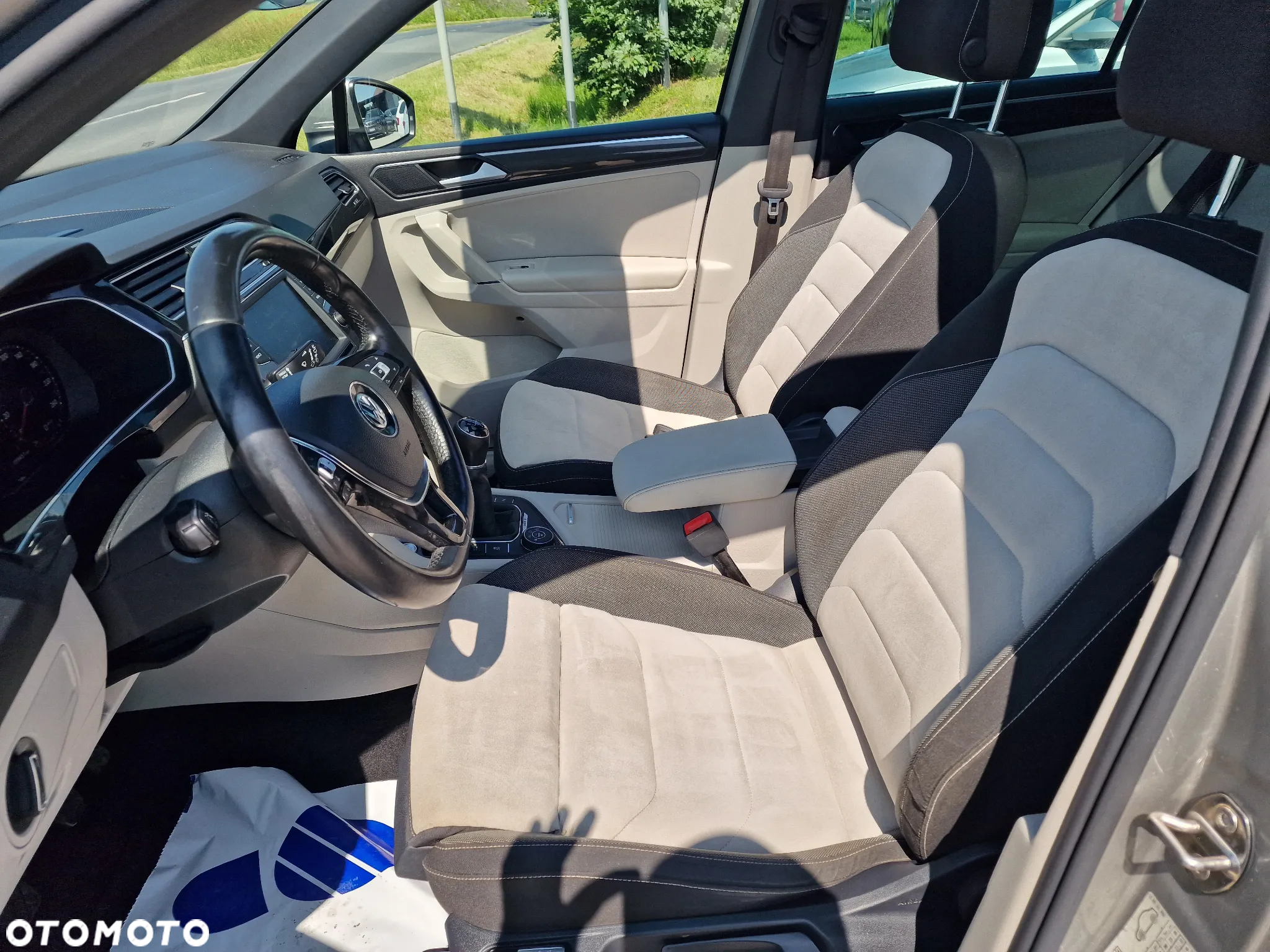 Volkswagen Tiguan 2.0 TDI SCR BlueMotion Technology Exclusive - 20