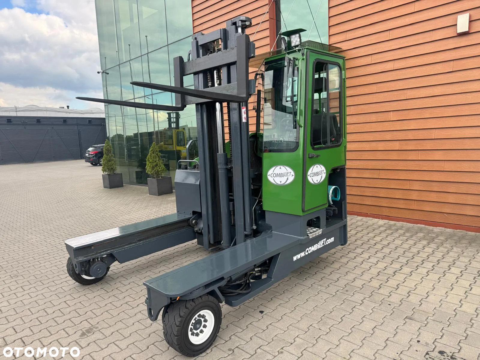Combilift Combilift C5000// Stan idealny // wolny skok //Niski maszt - 3