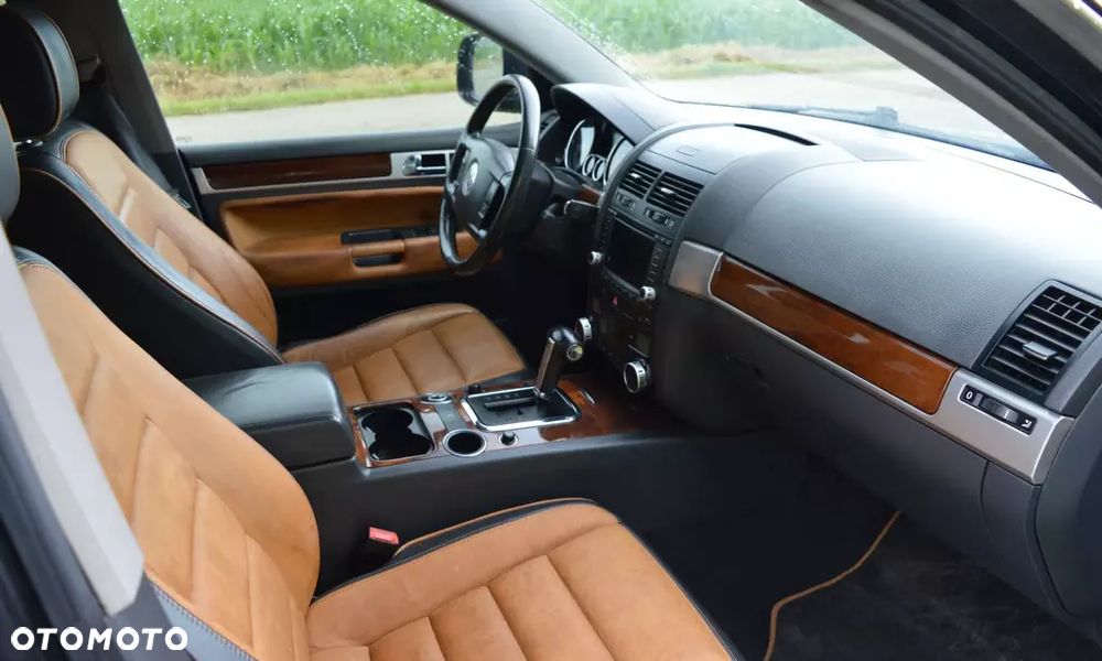 Volkswagen Touareg 3.0 V6 TDI Tiptr - 2