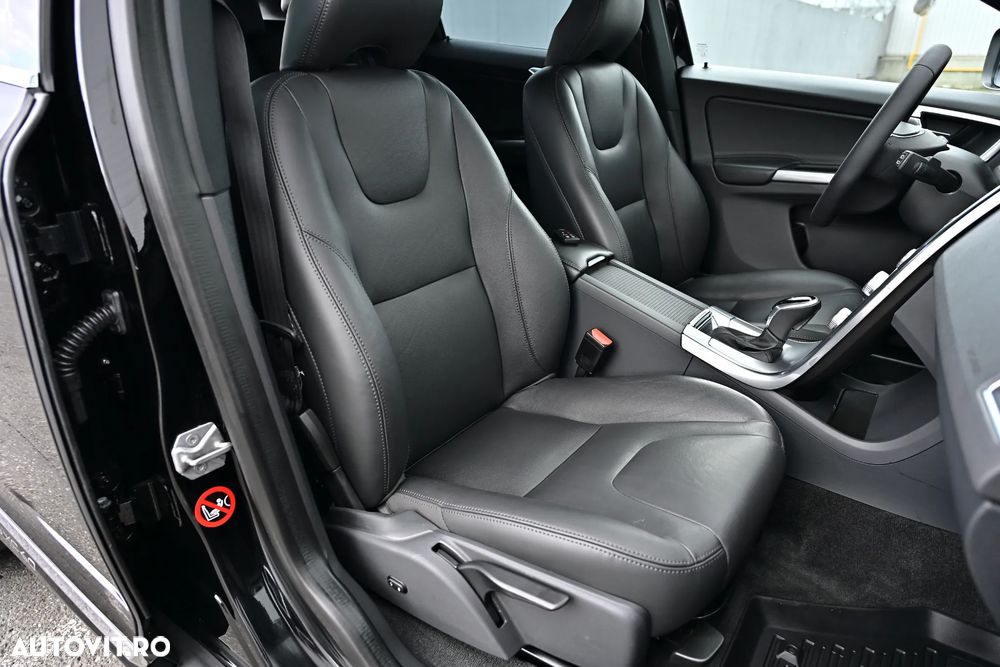Volvo XC 60 D4 Geartronic Summum - 24