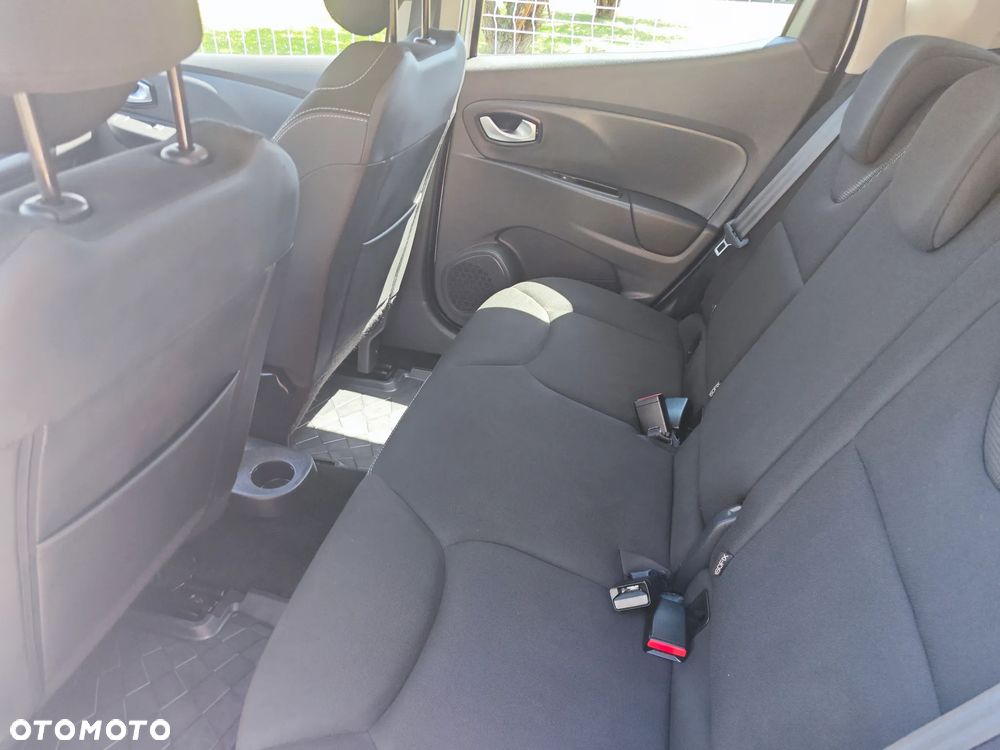 Renault Clio - 7