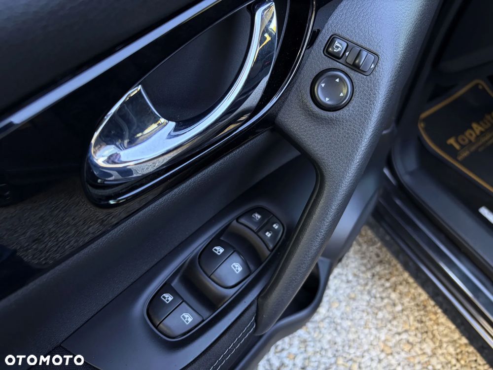 Nissan Qashqai 1.6 DCi N-Connecta Xtronic - 31