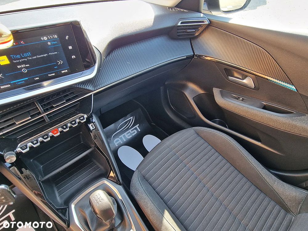 Peugeot 208 1.2 PureTech Style S&S - 20